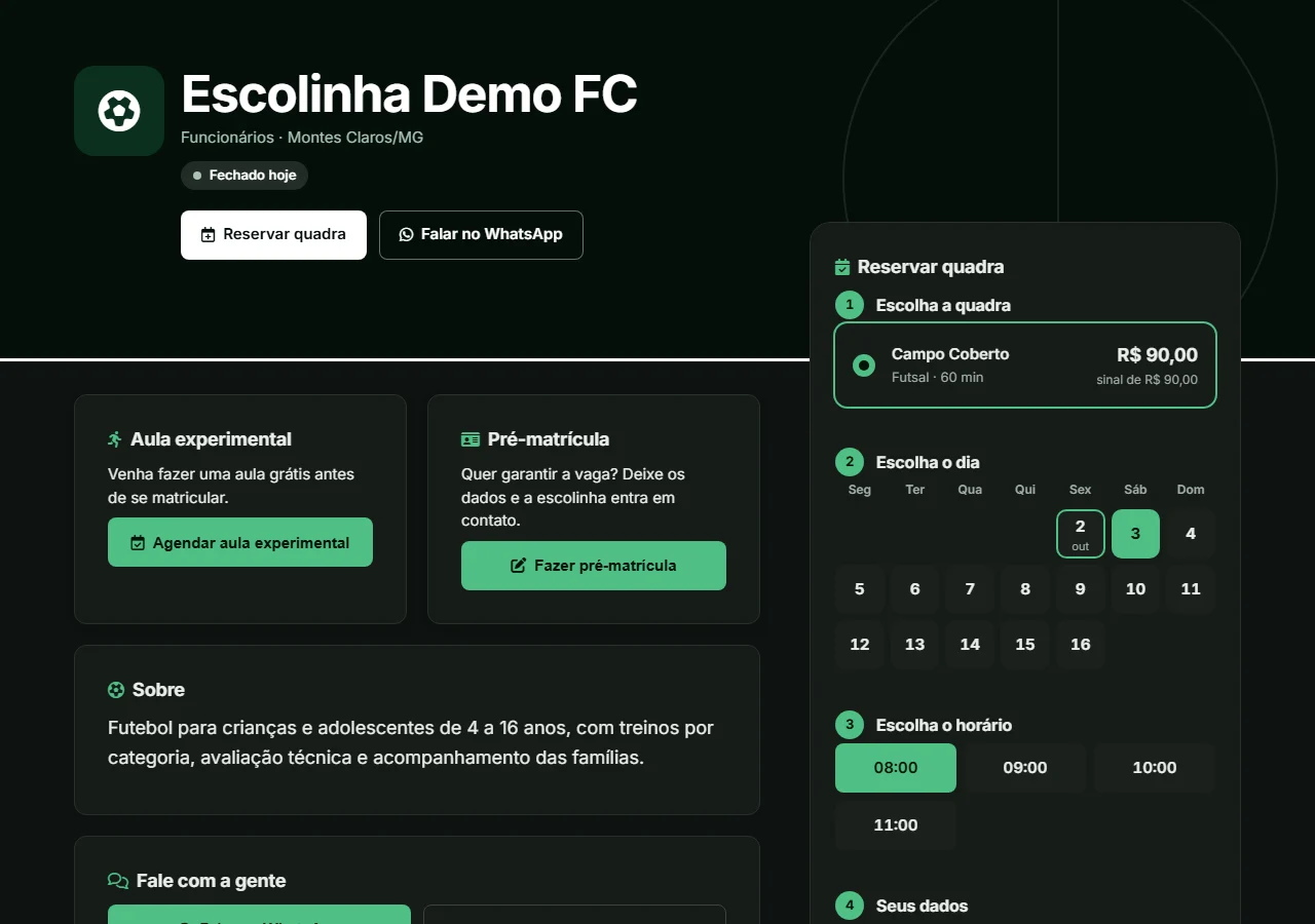 Página pública da escolinha: aula experimental, pré-matrícula e reserva de quadra online com escolha do dia e do horário.